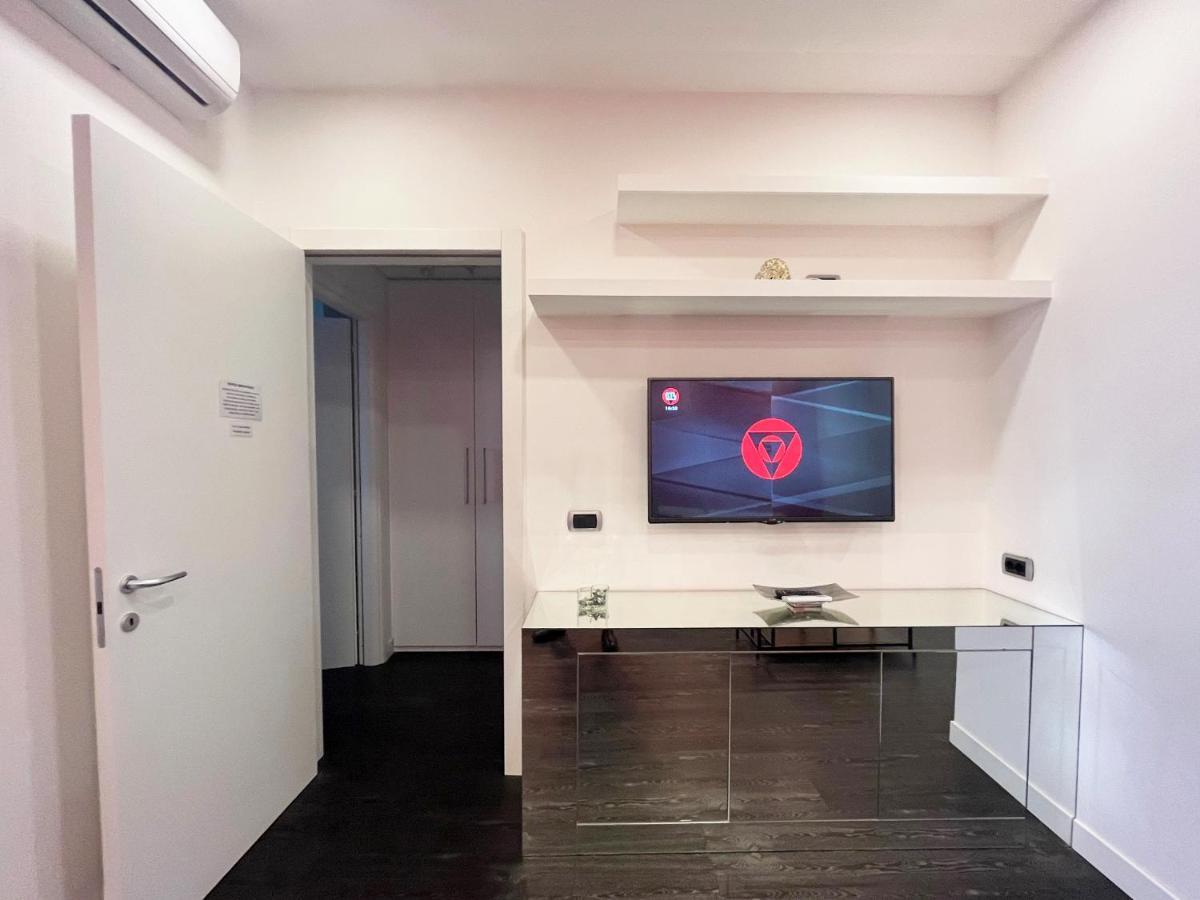 דירות לטינה Elegante Bilocale Torre Pontina מראה חיצוני תמונה